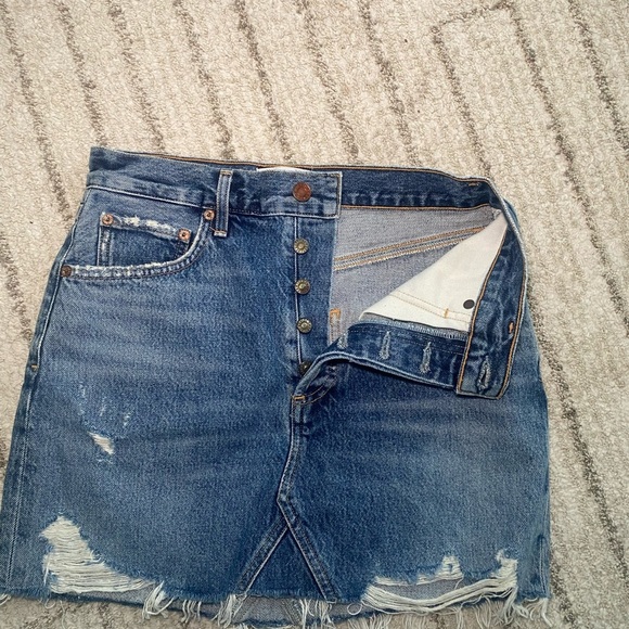 AGOLDE Distressed Button Front Denim Mini Skirt Size 25 - Picture 2 of 6